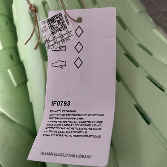 Adidas Adilette Unisex Clog Pastel Green Slip on
Style IF0793 New M 11 W 12 - Picture 9 of 10